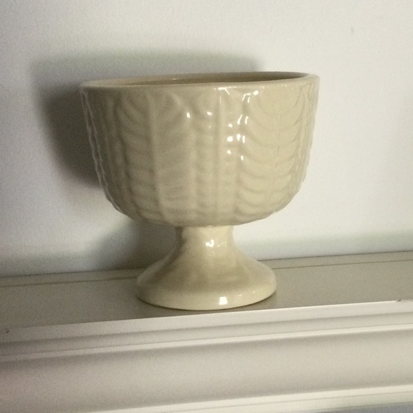 Haeger Pottery Pedestal Planter - Picture 3 of 5